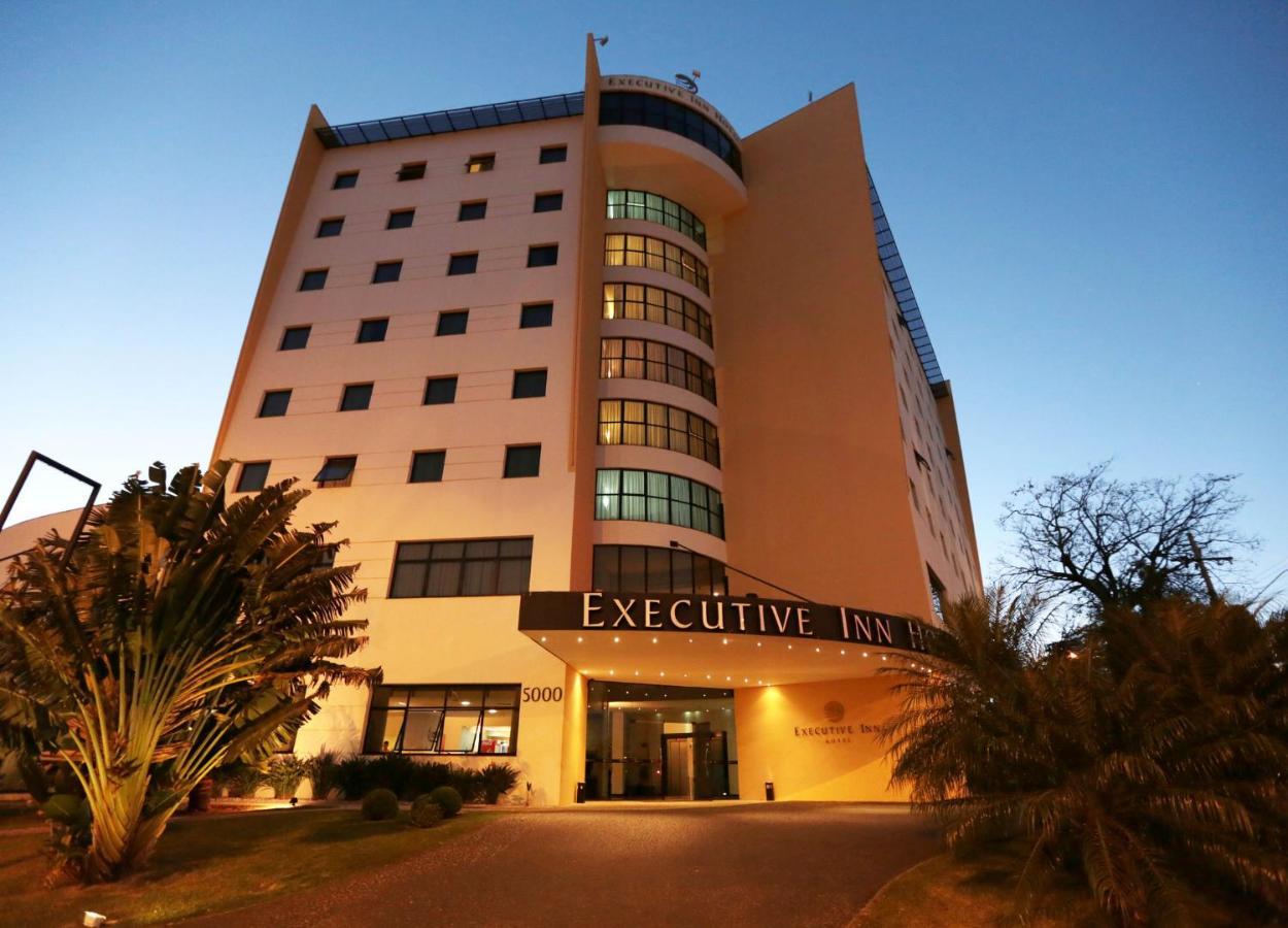 Executive Inn Hotel อูเบร์ลังเจีย ภายนอก รูปภาพ